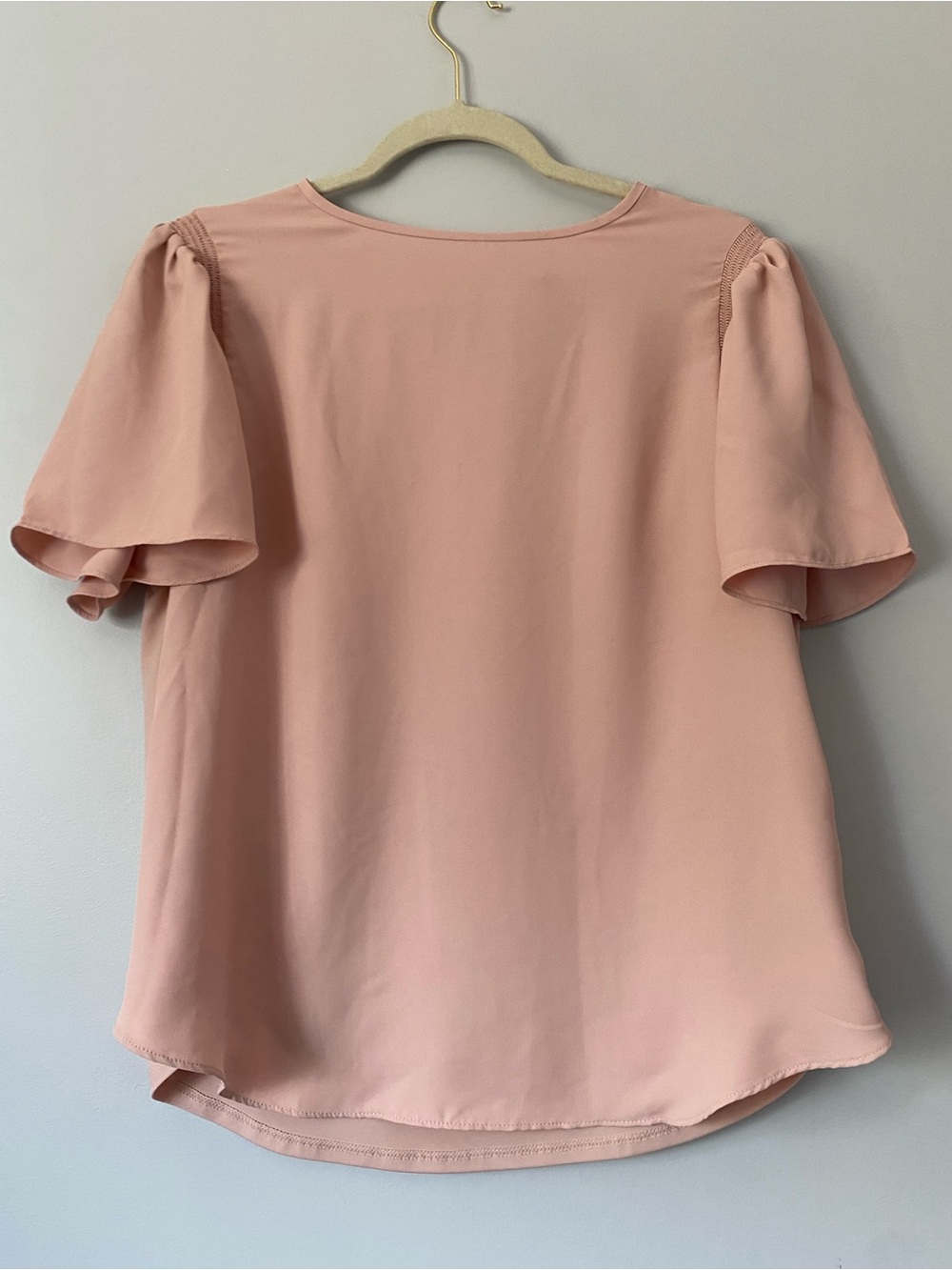 Ann Taylor Blush Pink Flutter Sleeve Keyhole Blouse L
